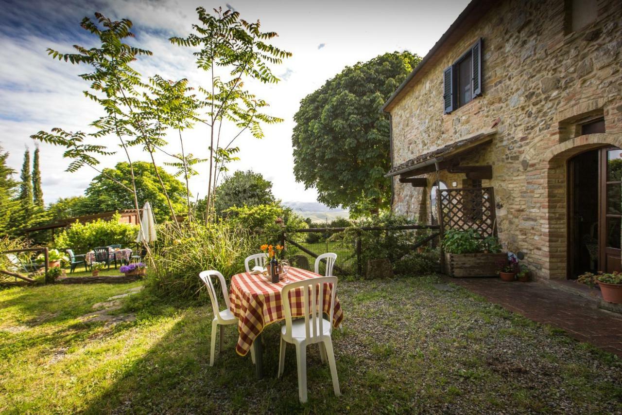 Rustico In Pietra Villa Chianni Exteriör bild
